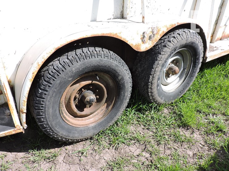 20’-gooseneck-stock-trailer-image-6