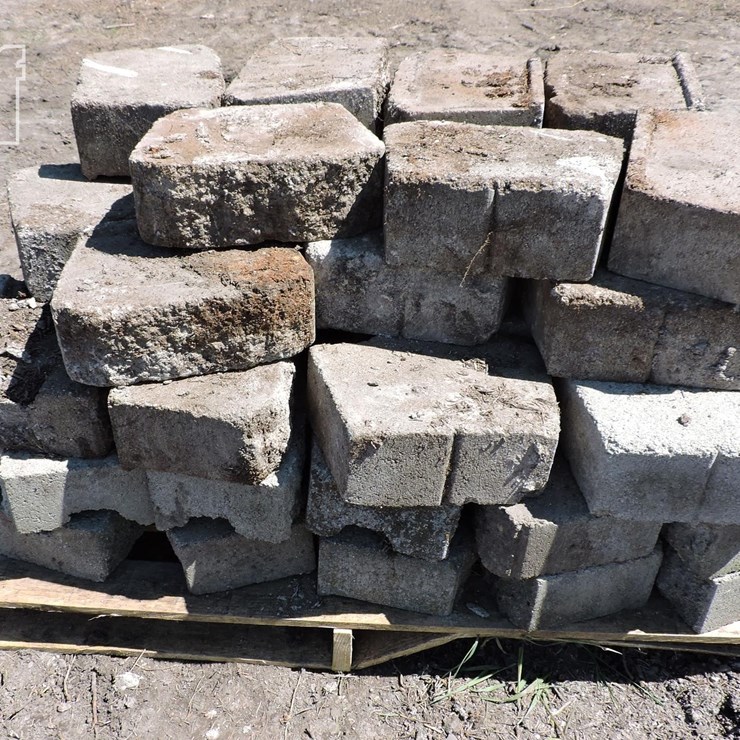 50+ PAVING BLOCKS, ROUND FRONT, 12” AT FRONT, 8” D