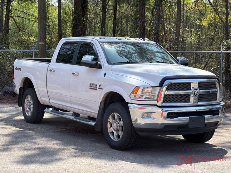 2018-dodge-2500-image-1