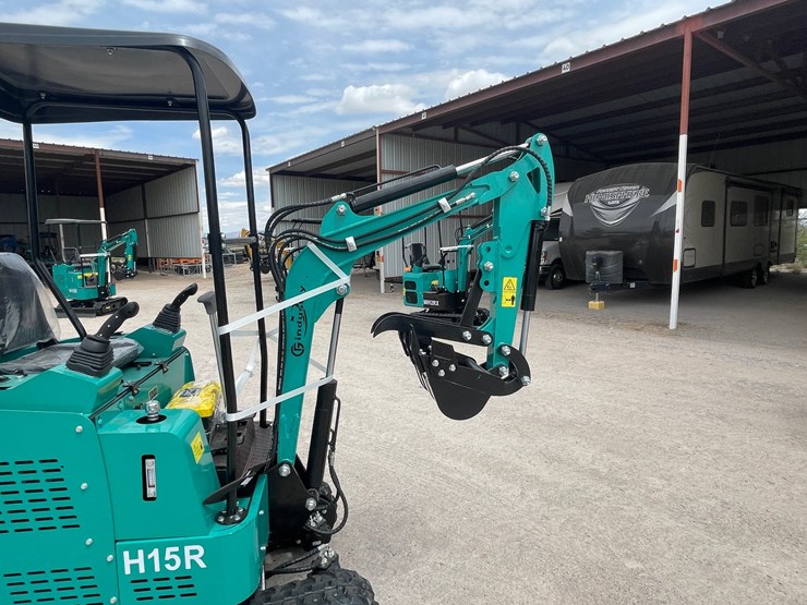 #3014-•-unused-2026-cfg-mini-excavator-image-7