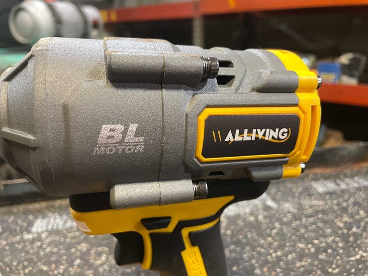 #2526-•-dewalt-compatible-20-volt,-1/2"-cordless-impact-(pr13)-image-2