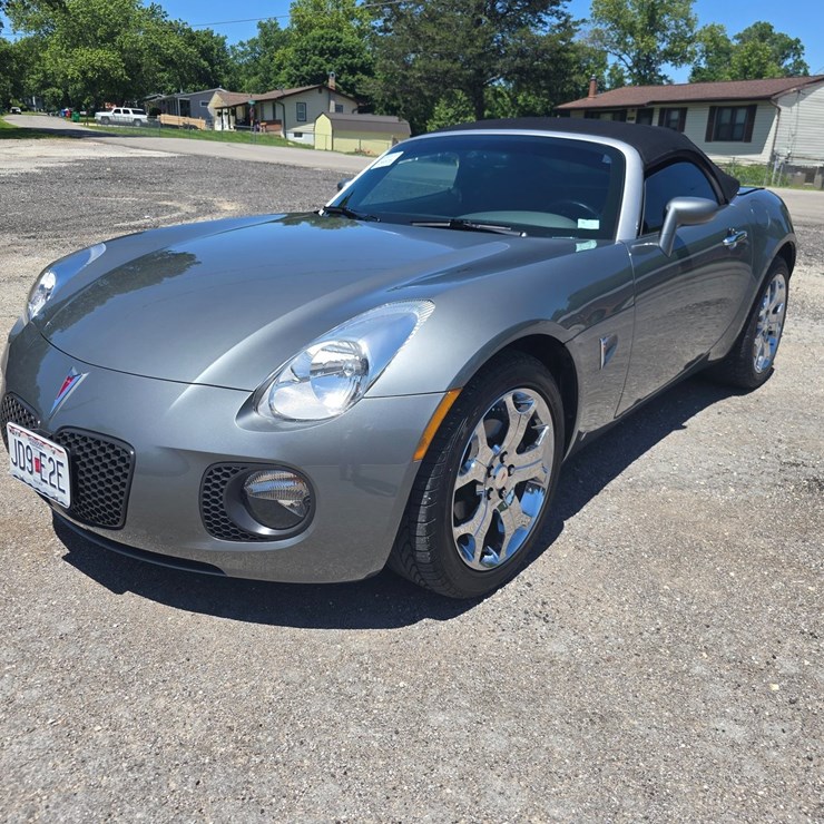 #24025 • 2007 Pontiac Solstice GXP Convertible