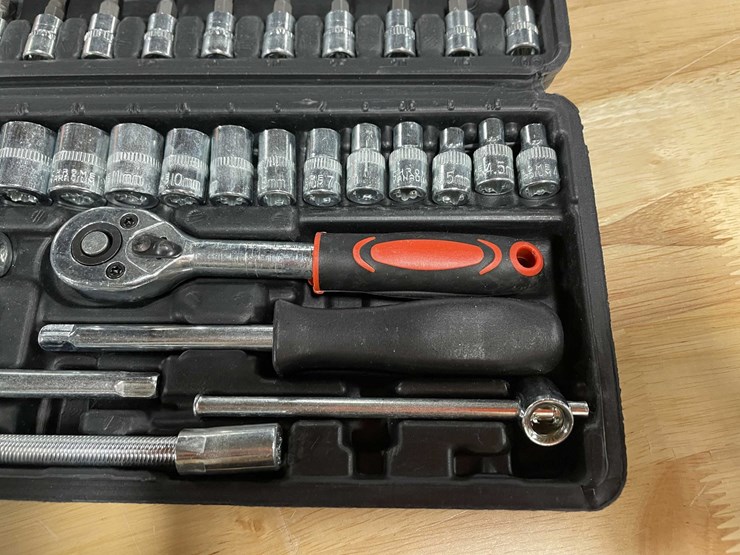 #2569-•-46-piece-socket-set-(cw)-image-5