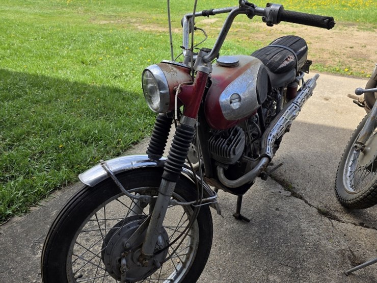 bridgestone-motorcycle-image-1