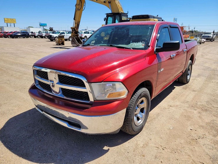 2010-dodge-ram-1500-image-1
