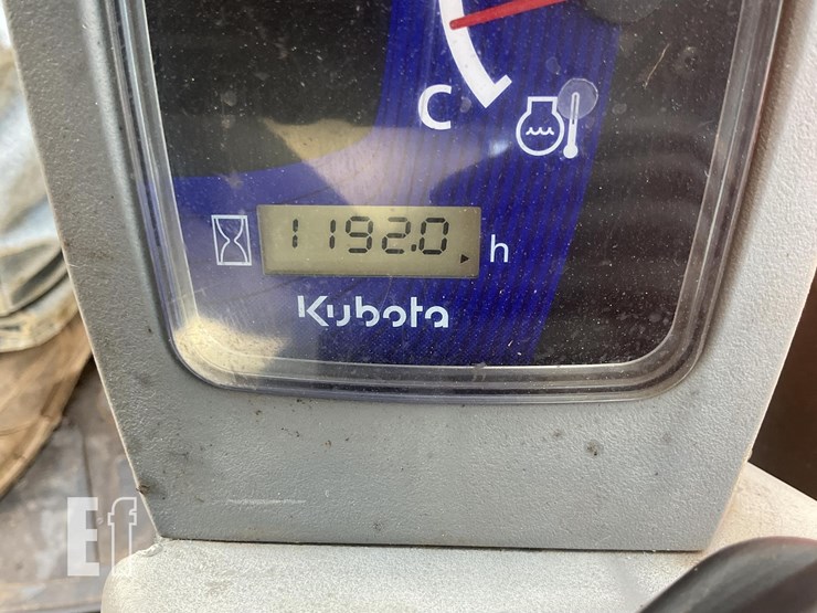 2013-kubota-svl90-2-image-18