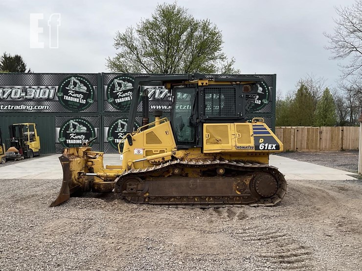 2015-komatsu-d61ex-23-image-1