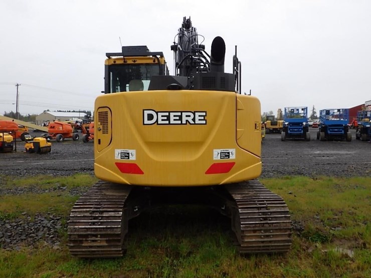 deere-135g-image-45