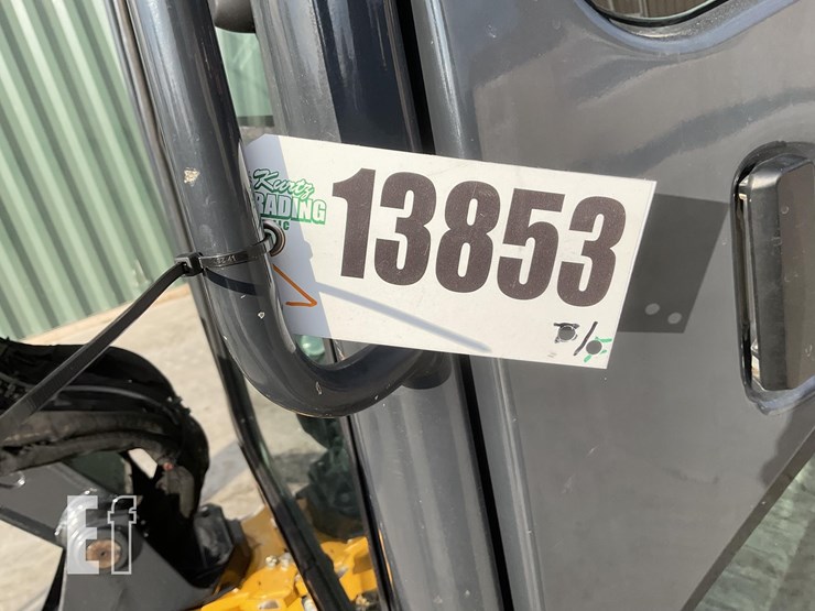 2023-deere-35g-image-22