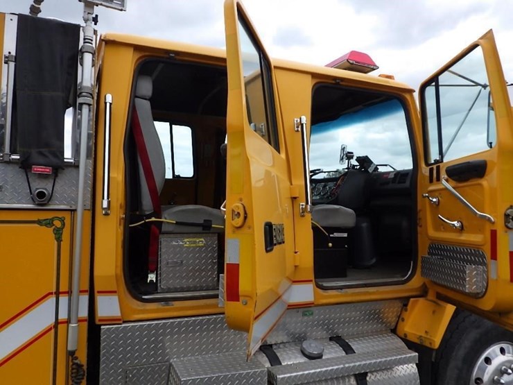 1995-ford-l9000-image-36