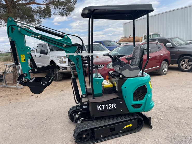 #3009-•-unused-2026-cfg-mini-excavator-image-3
