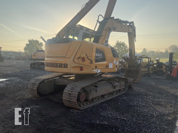 2017-liebherr-r92-lc-image-4