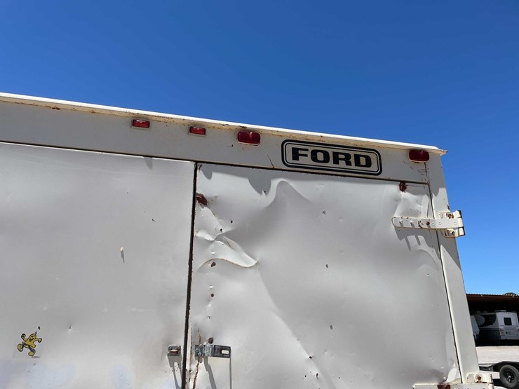 #170-•-1977-ford-e-383-box-truck-(has-nm-title)-image-10