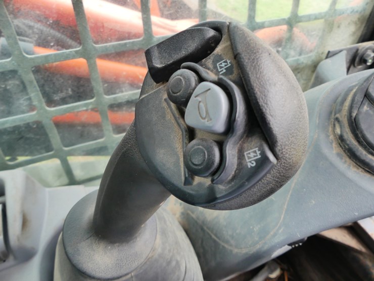 2020-kubota-svl95-2s-image-17
