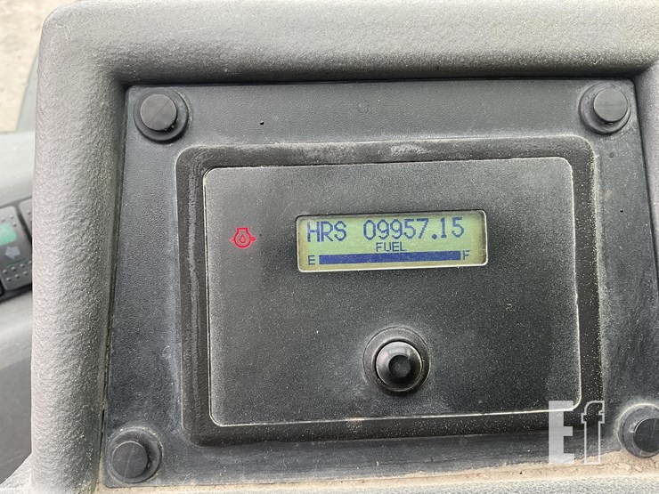 2012-gehl-dl12-40-image-14