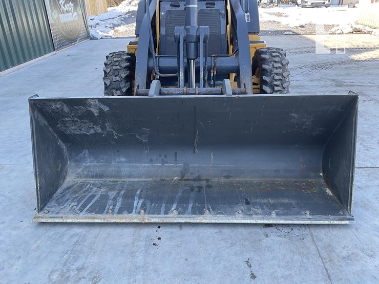 2016-deere-310sl-hl-image-9