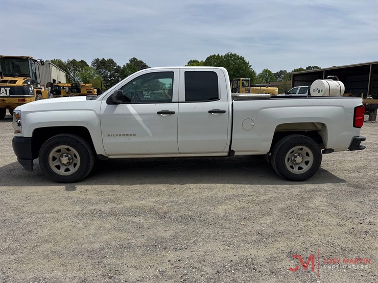 2017-chevrolet-silverado-1500-image-5
