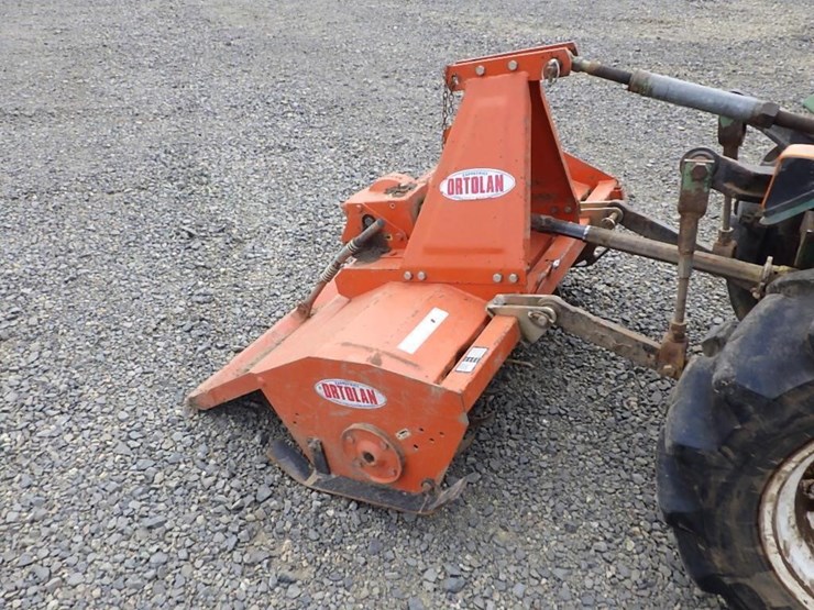 ferrari-85-tractor-image-9