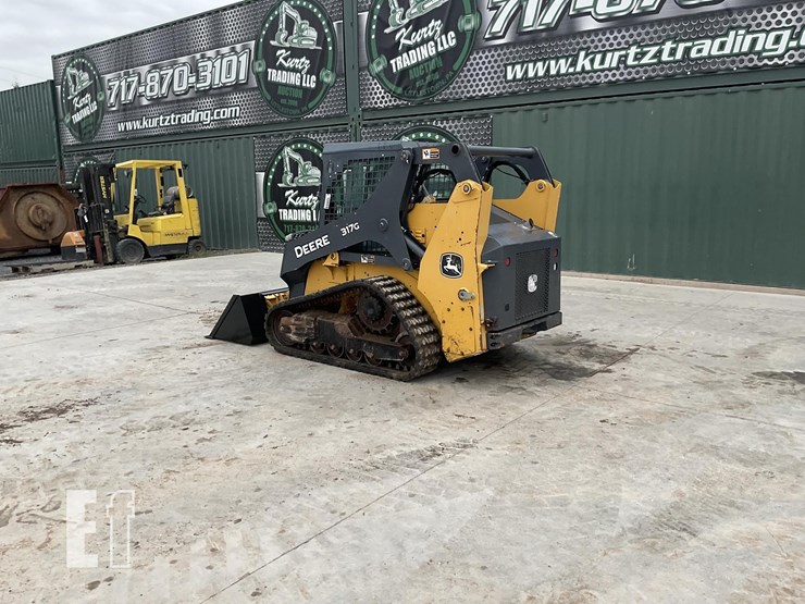 2018-deere-317g-image-2