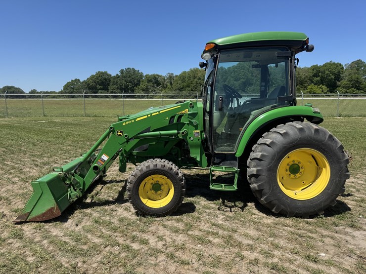 2018-john-deere-4066r-image-2