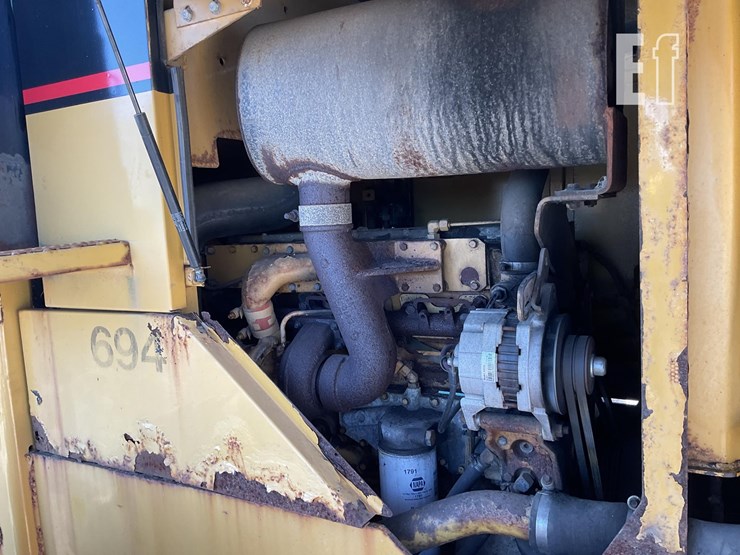 2002-caterpillar-it28g-image-15