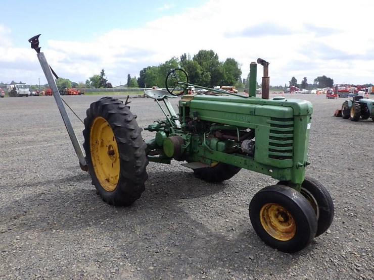 john-deere-b-image-3