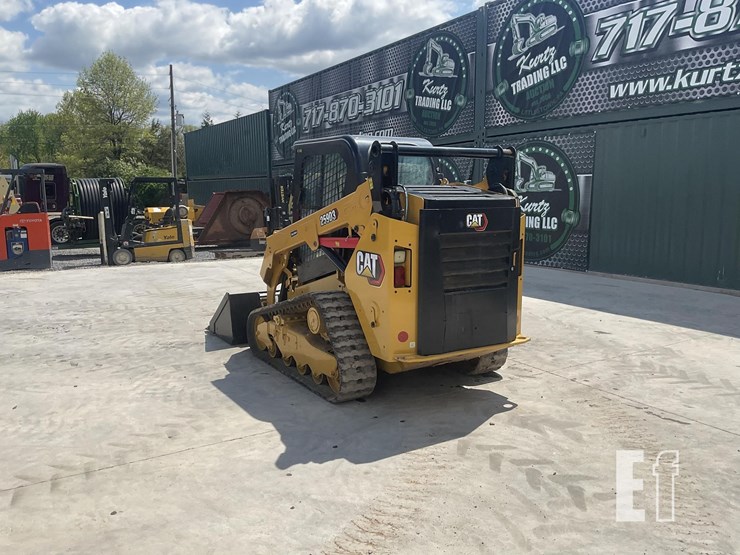 2022-caterpillar-259d3-image-2