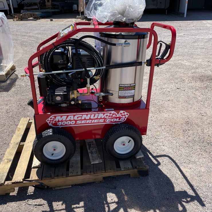 #248 • Magnum 4000 Gold Power Washer