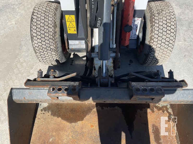 2020-bobcat-l23-image-10