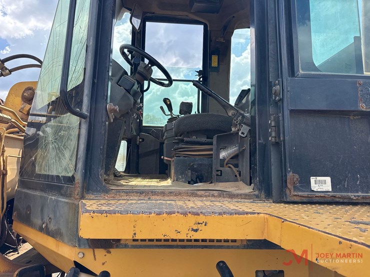 2008-caterpillar-it38g-image-26