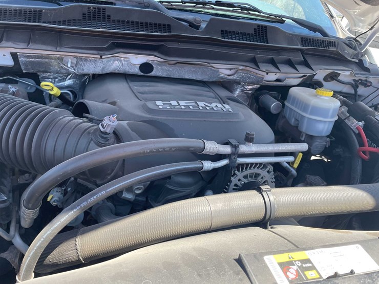 2016-dodge-2500-image-94