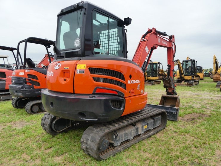 kubota-kx040-4-image-3