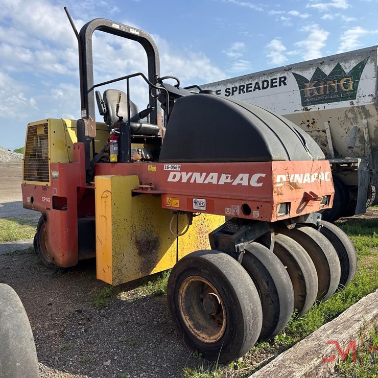 DYNAPAC CP142