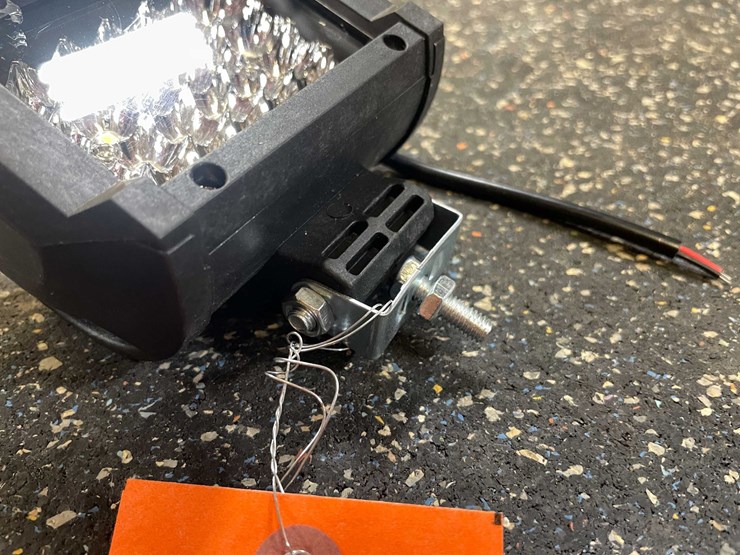 #2519-•-(2)-led-work-lights,-4"-l,-12/24vdc-(pr13)-image-6