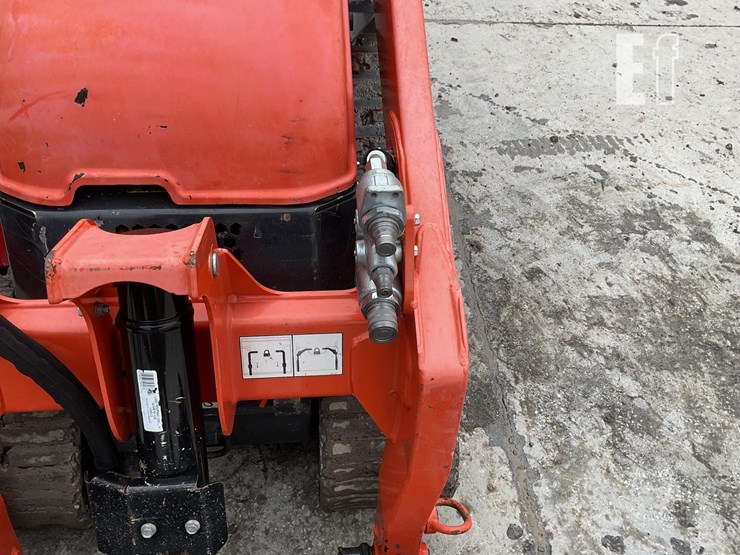 2022-kubota-scl1000-image-13