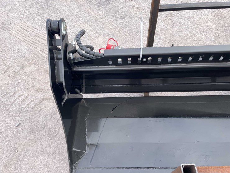 #3110-•-unused-2026-skid-steer-4-in-1-bucket-image-8