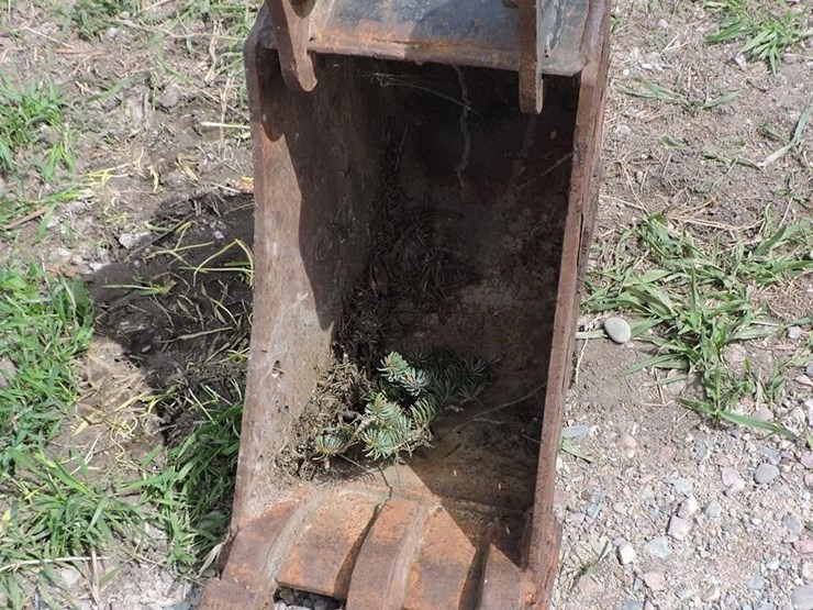 tag,-12”-excavator-bucket,-fits-5-½”-wide-frame-image-1