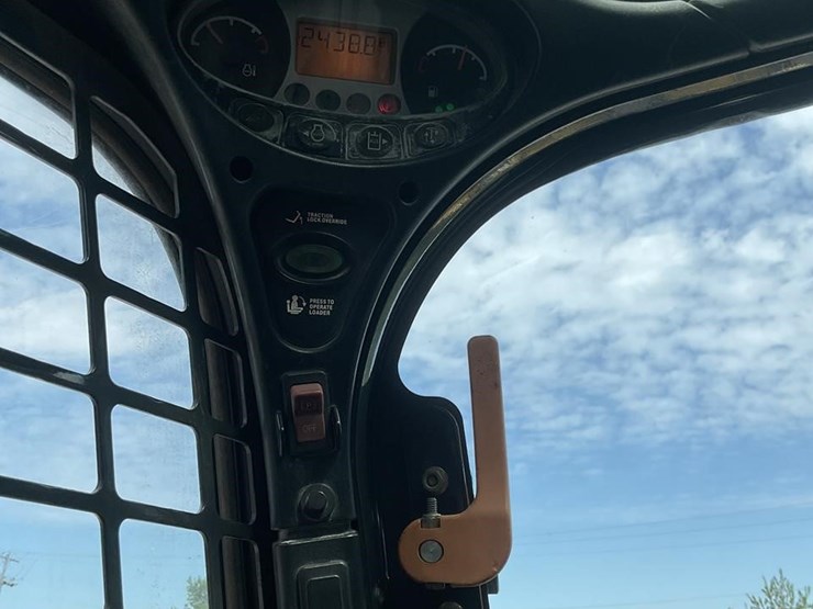 2019-bobcat-s850-image-13