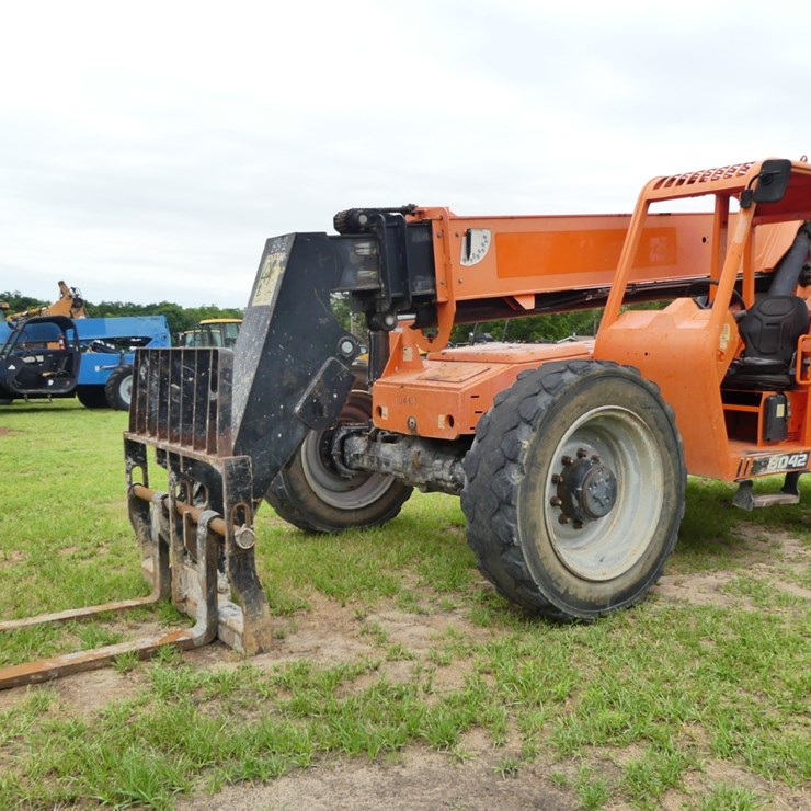 JLG 8042