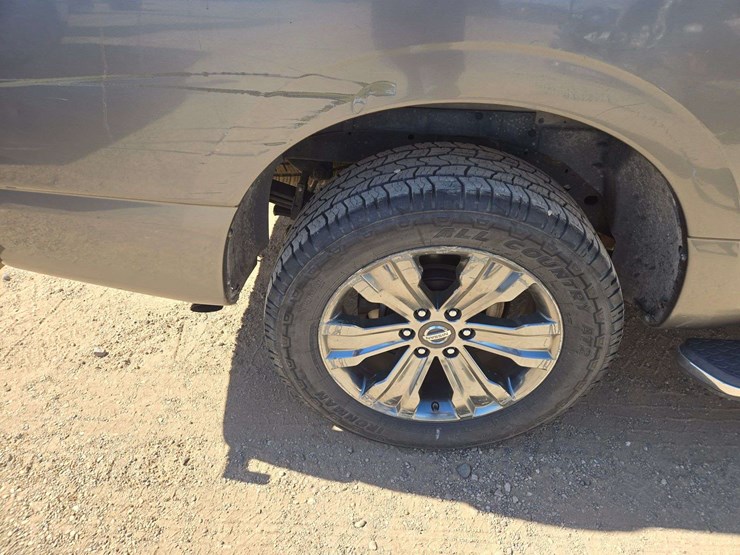 2017-nissan-titan-image-9