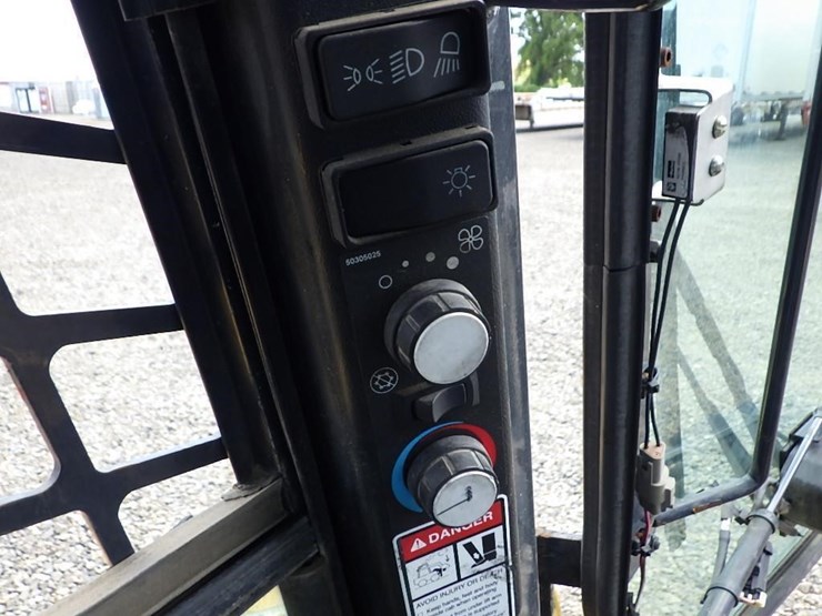 2018-yanmar-s190r-image-32