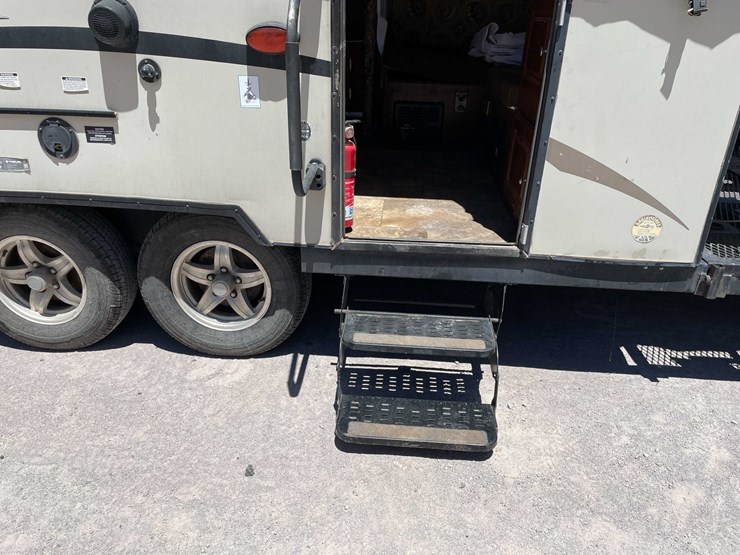 #171-•-2015-rockwood-hw-camper-(has-tx-title)-image-73