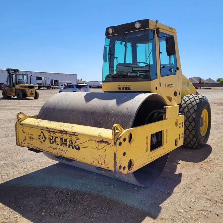 BOMAG BW211D-50
