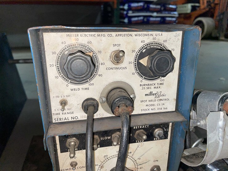 #2541-•-miller-wire-feeder-(pr13)-image-2