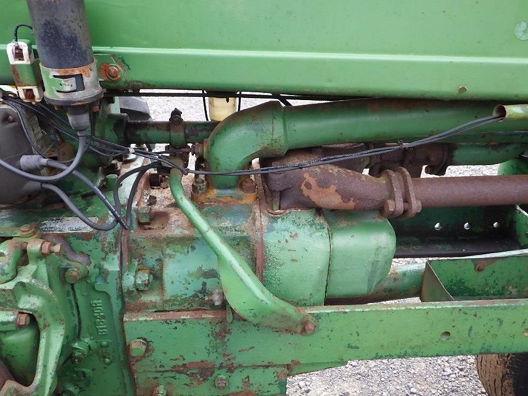 john-deere-b-image-14