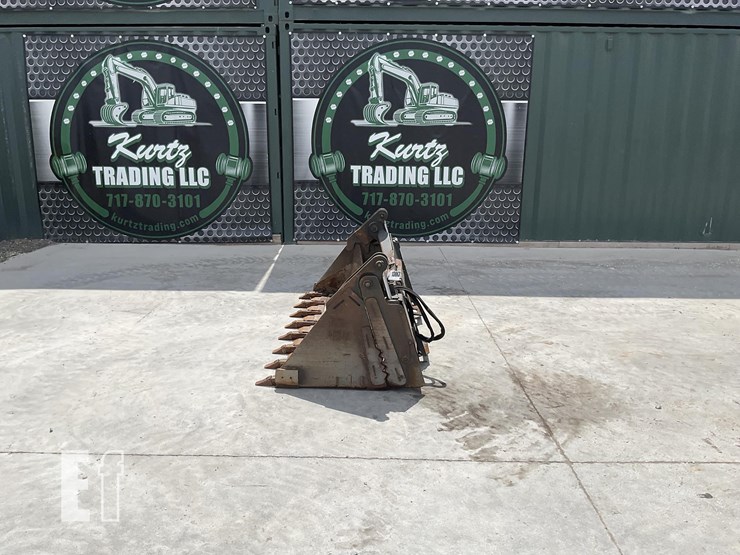 bobcat-4in1-image-1