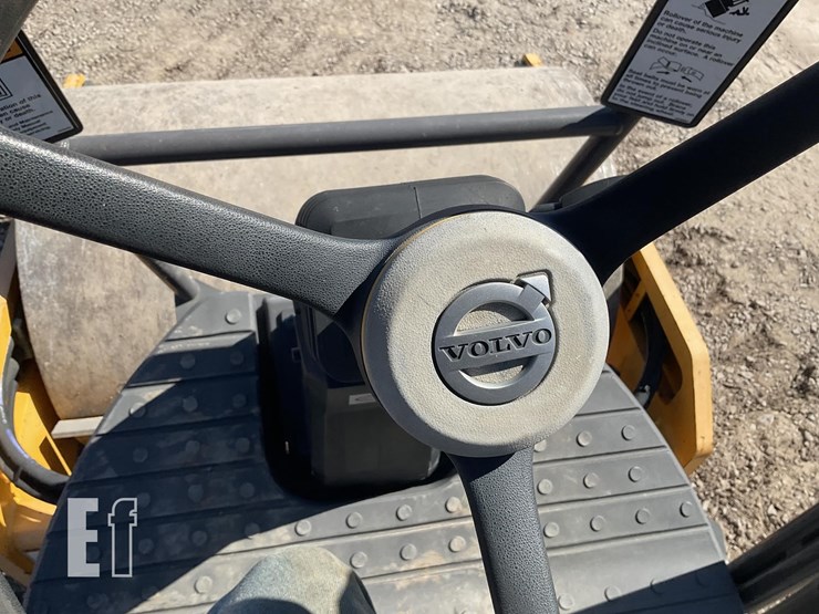 2018-volvo-sd45b-image-13