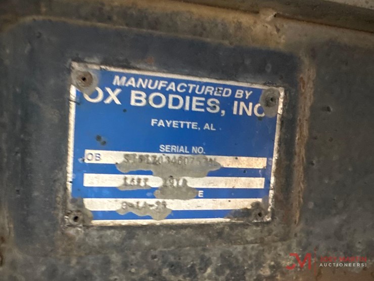 2016-mack-gu713-grantie-tri-axle-dump-truck,-image-9