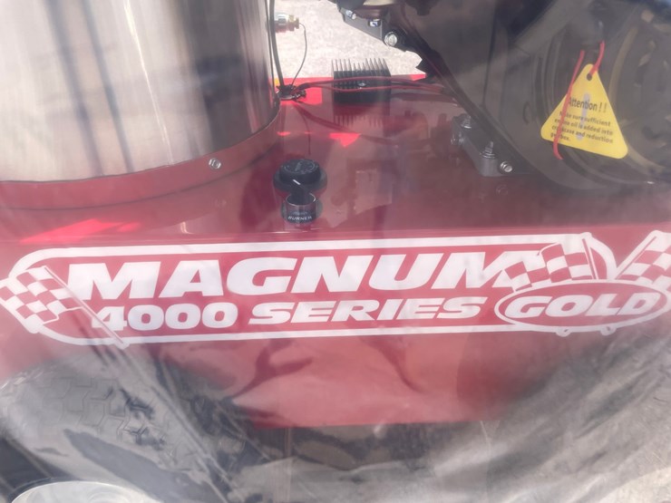 #247-•-magnum-4000-gold-power-washer-image-3