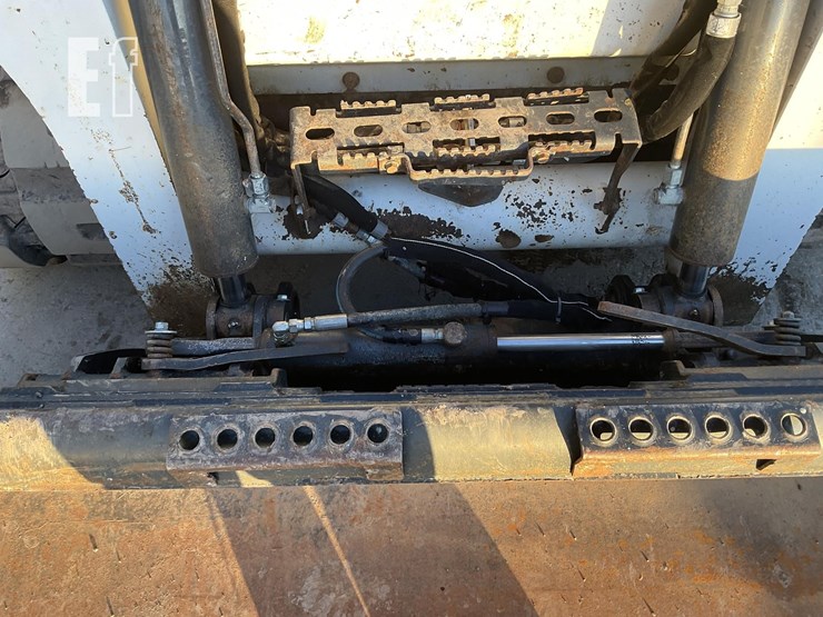 2017-bobcat-t650-image-12
